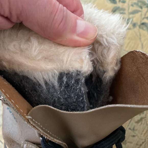 Sorel Wool-insert Leather and Rubber Winter Boots - Picture 7 of 7